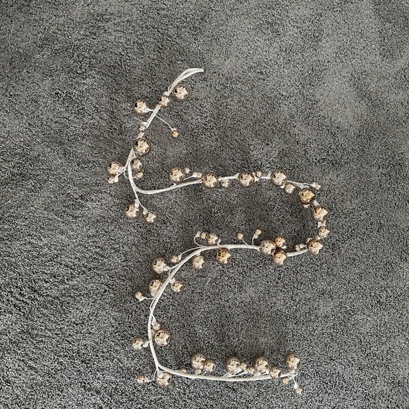 CB2 gold champagne colored ball garland. - Picture 5 of 5